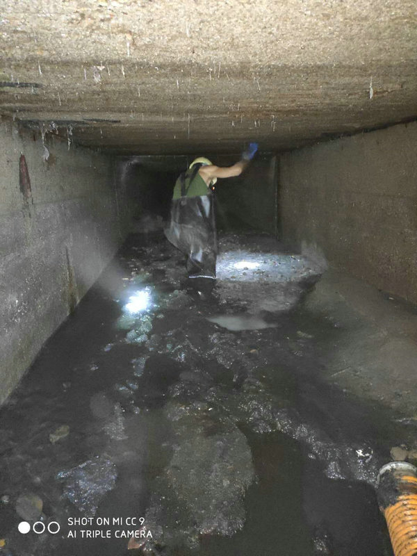 污水池清理